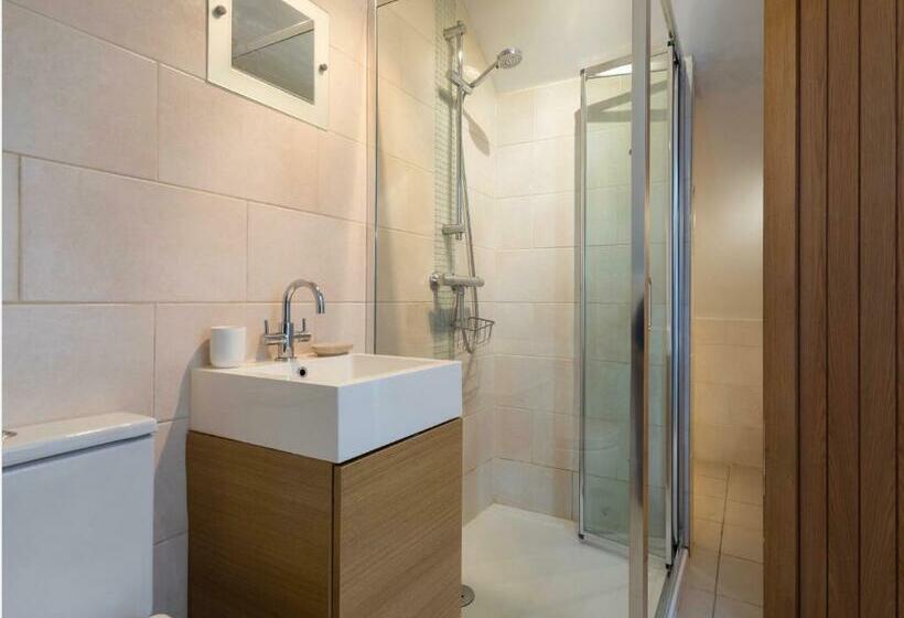 Bed and Breakfast Horsemans Close