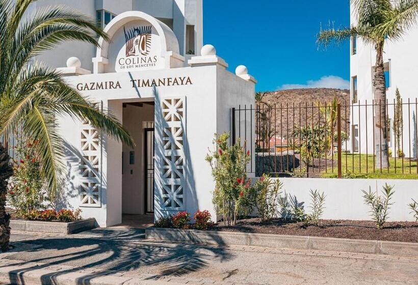 Gazmira 3 1 Penthouse Deluxe & Jacuzzi 3b