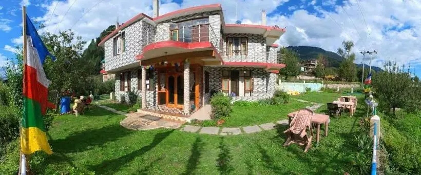 Indian Backpackers Hostel