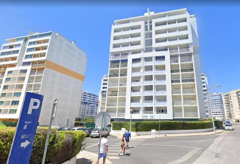 S. Soares Riviera Flat