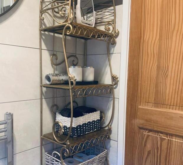 The Lake House, Woking