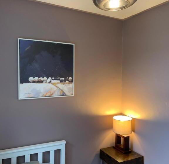 The Lake House, Woking