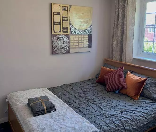 The Lake House, Woking