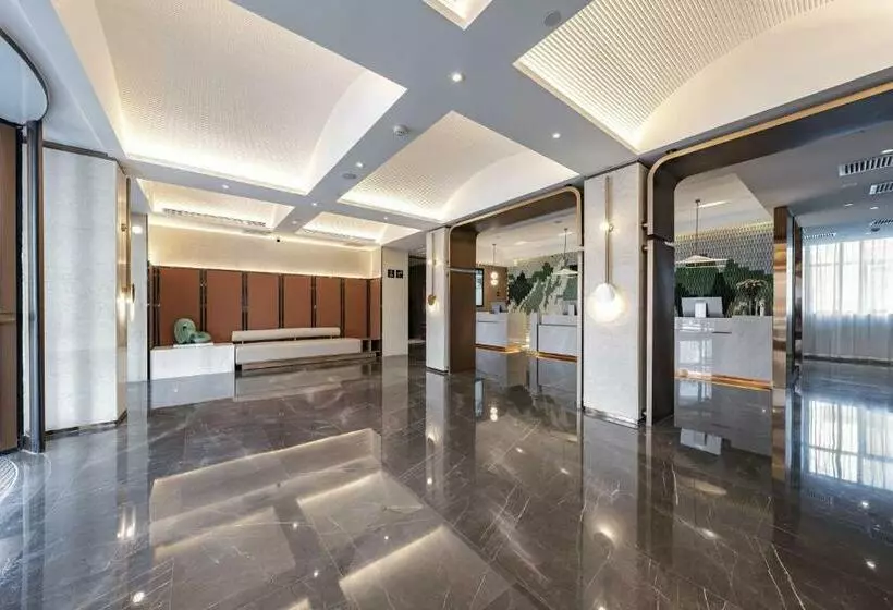 Atour Hotel Urumqi Zhongyinggong South Beijing Road