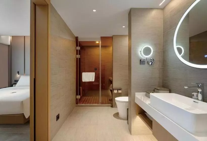 Atour Hotel Xishuangbanna Jinghong Gaozhuang Starlight Night Market
