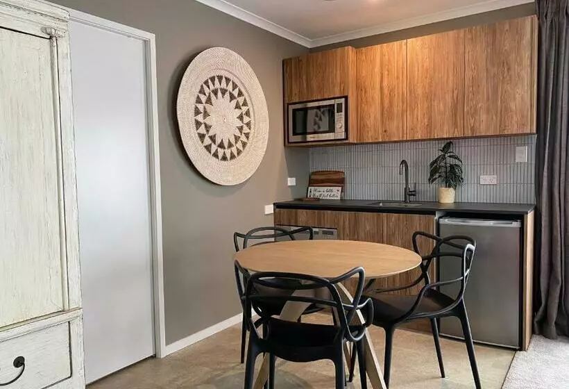 Aamiaismajoitus (B&B) Escape