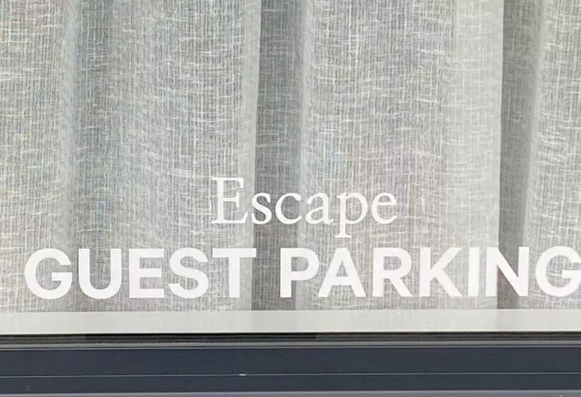 Aamiaismajoitus (B&B) Escape