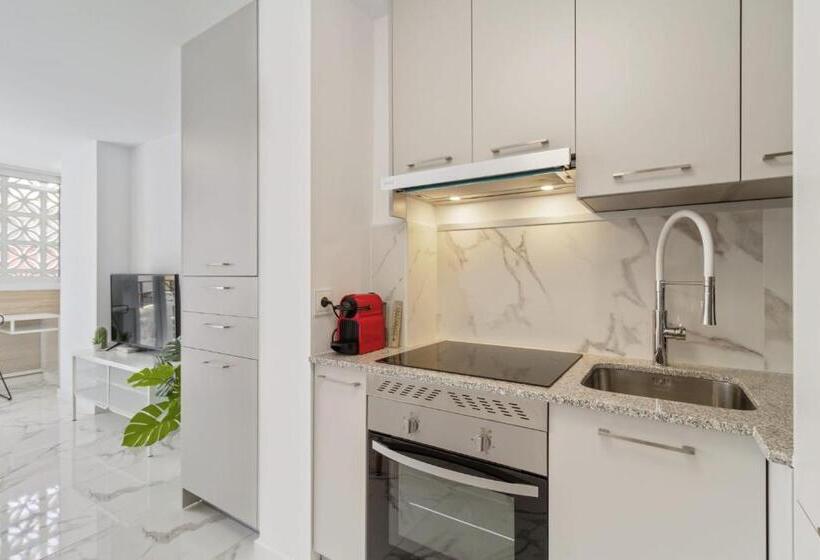 Cozy Beach Apartment