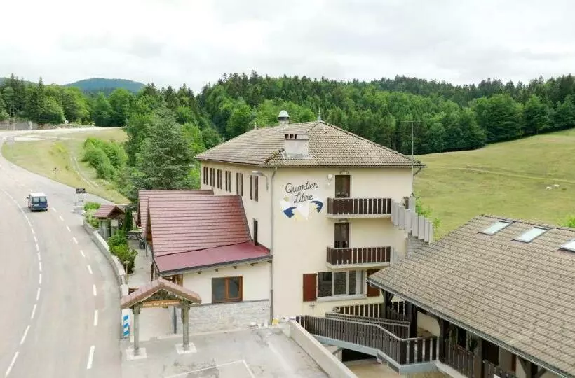 Hostel Quartier Libre