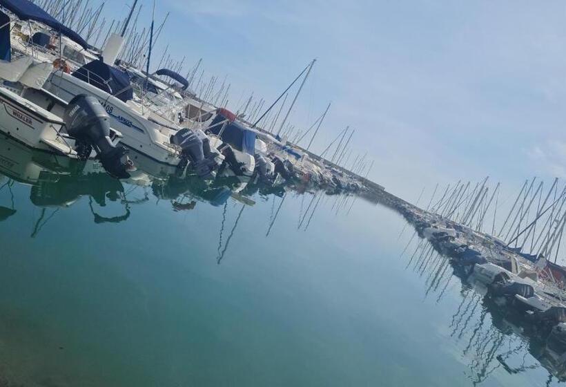 ペンション Au Soleil D Armand