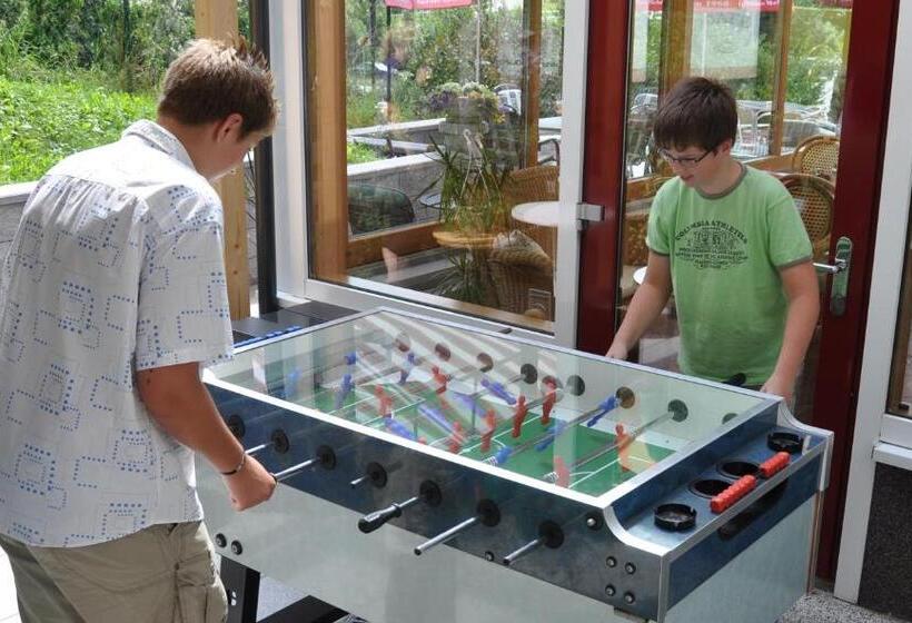 住宿加早餐 Pension Parzer Pressbaum Bei Wien