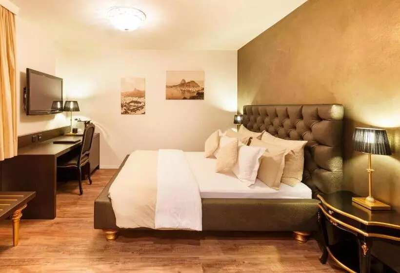 Business Hotel First