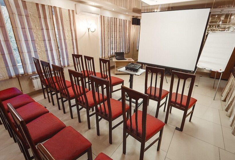 酒店 Amaks Polyarnaya Zvezda