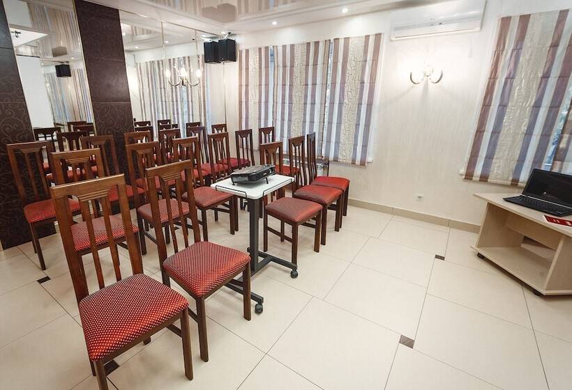 酒店 Amaks Polyarnaya Zvezda