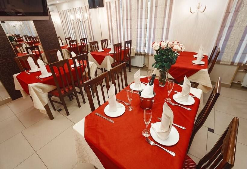 酒店 Amaks Polyarnaya Zvezda