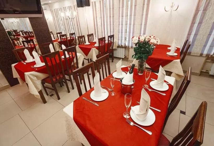 Отель Amaks Polyarnaya Zvezda