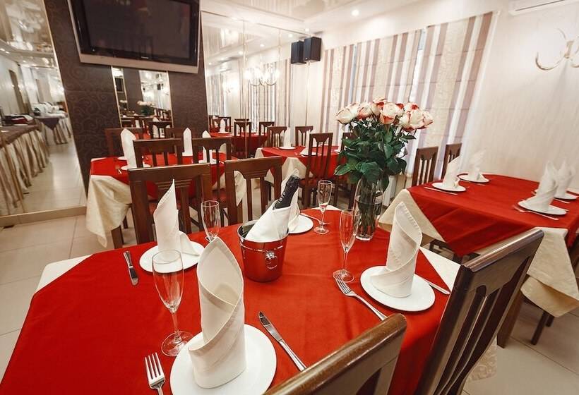 酒店 Amaks Polyarnaya Zvezda