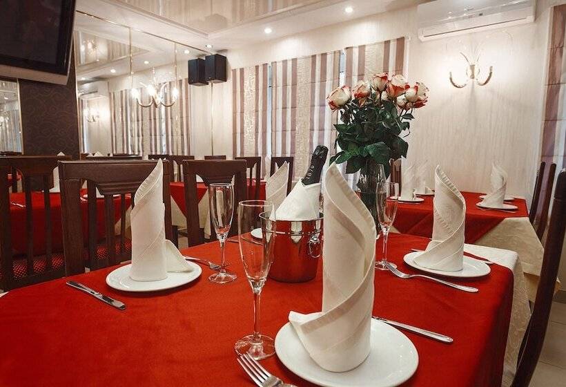 酒店 Amaks Polyarnaya Zvezda