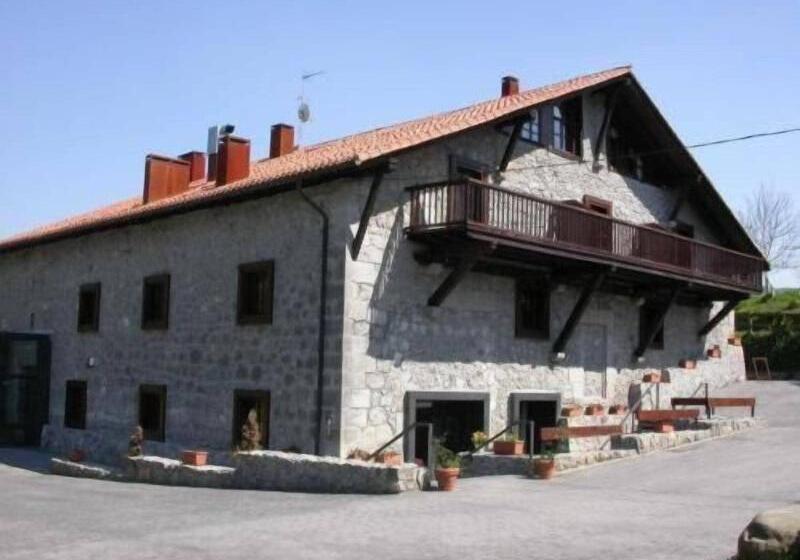 בית מלון כפרי Antsotegi