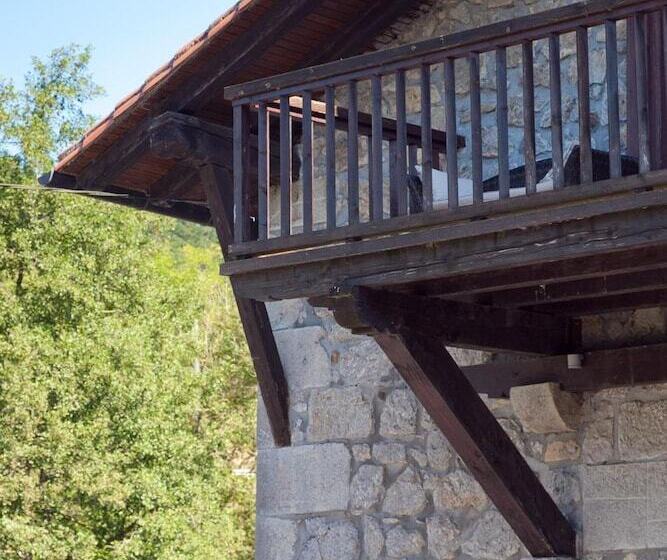 בית מלון כפרי Antsotegi