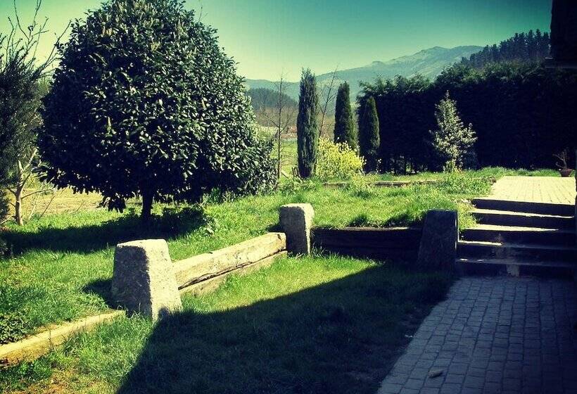 בית מלון כפרי Antsotegi