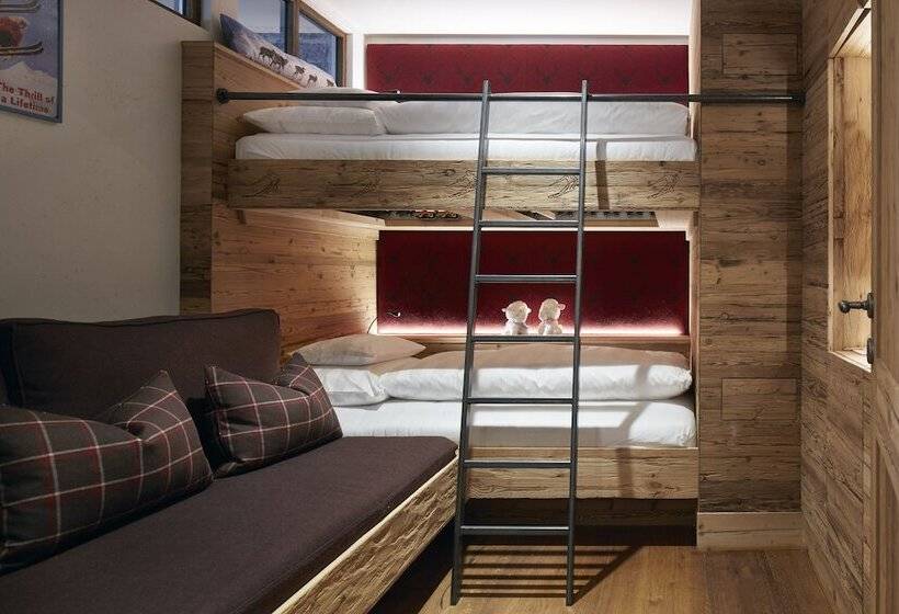 ホテル Arlberg Hospiz Chalet Suiten