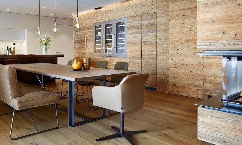 ホテル Arlberg Hospiz Chalet Suiten