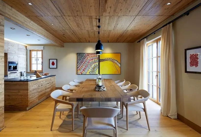 ホテル Arlberg Hospiz Chalet Suiten