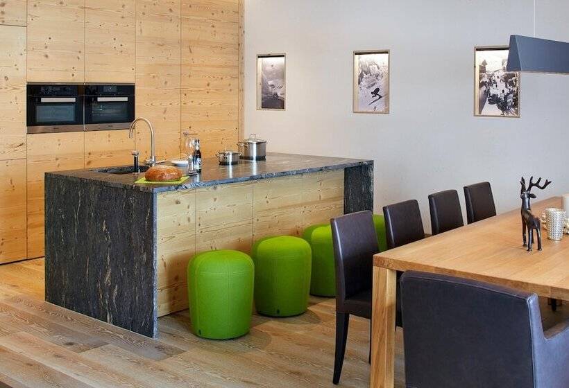 هتل Arlberg Hospiz Chalet Suiten