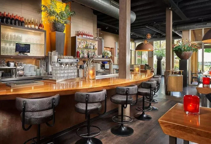 هتل Babylon Heerhugowaard Alkmaar