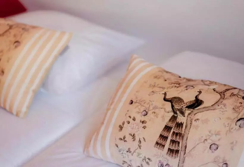 هتل Boutique Lodge Zandvoort