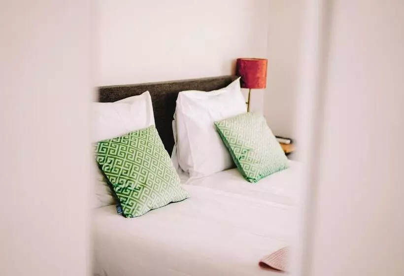 هتل Boutique Lodge Zandvoort