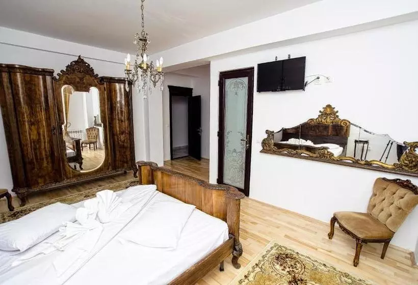 هتل Coroana Moldovei