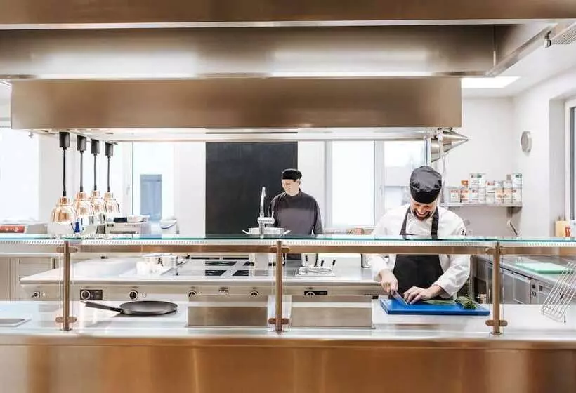 هتل Der Stockinger