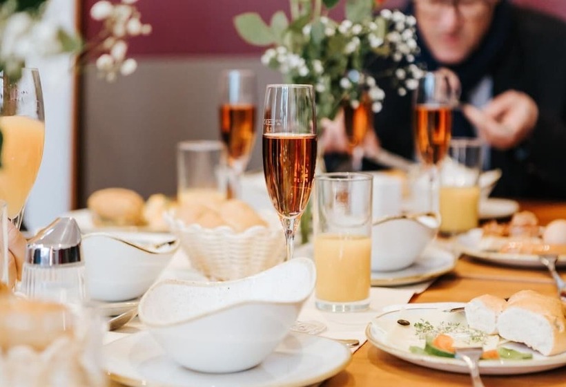 فندق Der Stockinger