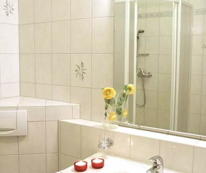 هتل Der Stockinger