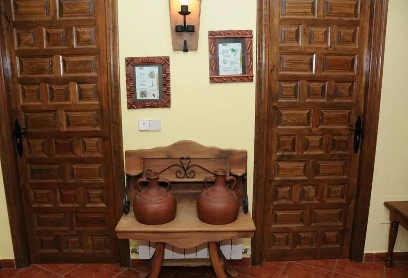 فندق El Manantial De Gredos