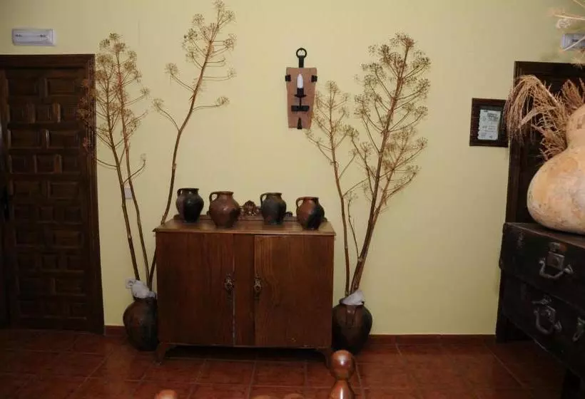 فندق El Manantial De Gredos