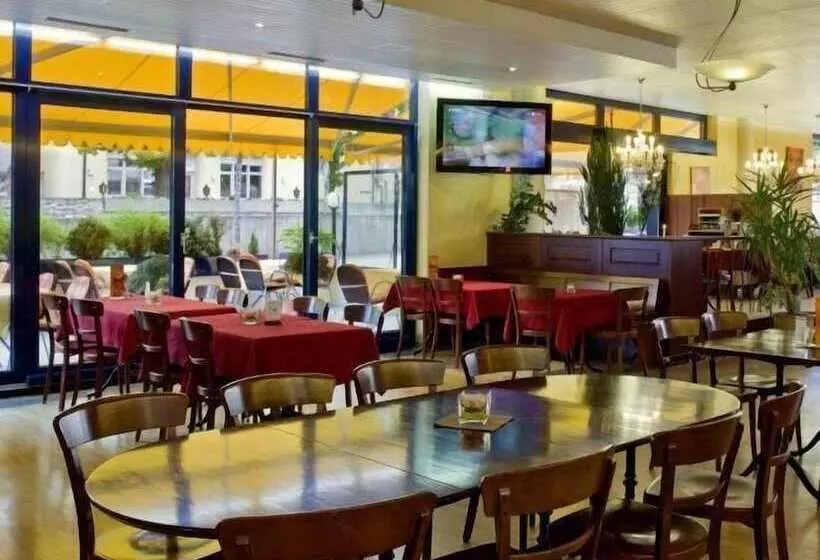 酒店 Good Night Inn