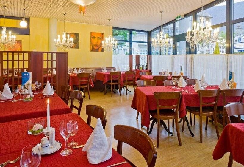 酒店 Good Night Inn