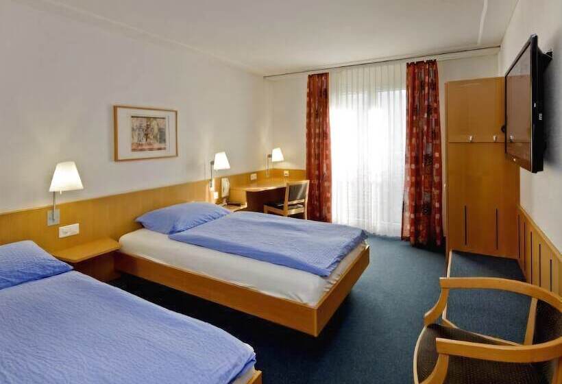 酒店 Good Night Inn