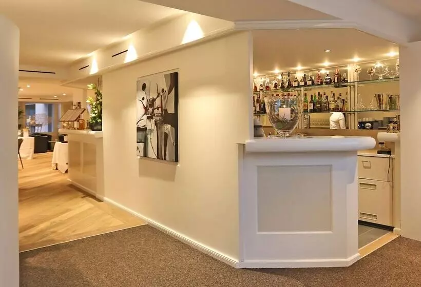 Szálloda Hôtel Du Cheval Blanc City Center