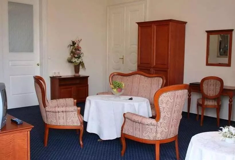 هتل Imperial Spa & Kur