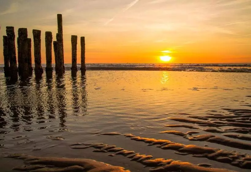 בית מלון כפרי Pannenkoekhuis Vierwegen