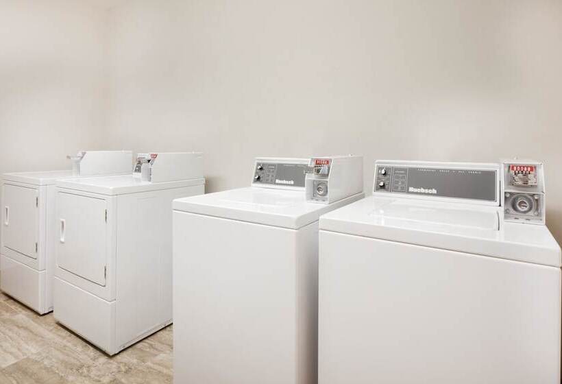 בית מלון כפרי Ramada By Wyndham Creston