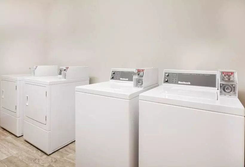 בית מלון כפרי Ramada By Wyndham Creston