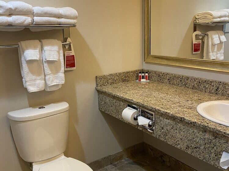 בית מלון כפרי Ramada By Wyndham Creston