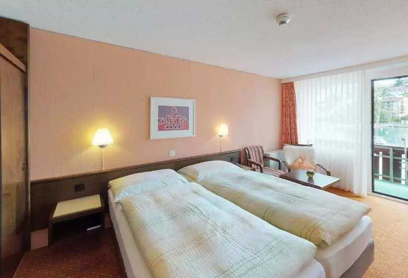 هتل Restaurant Seegarten Marina