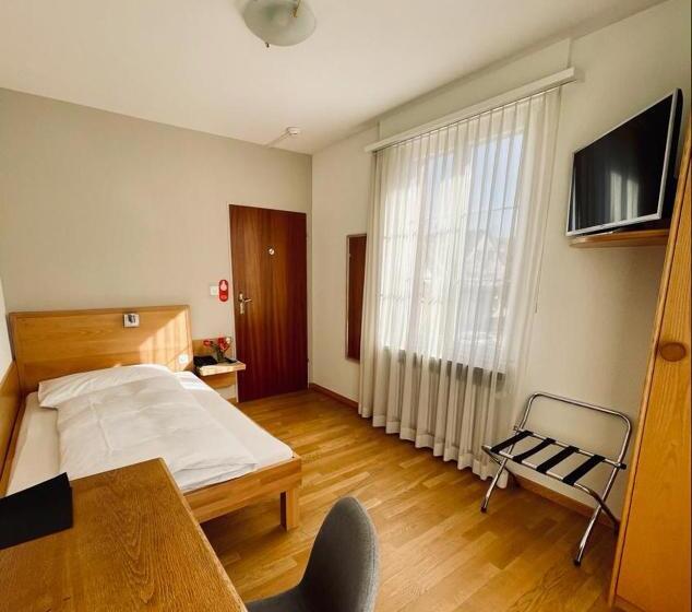 בית מלון כפרי Rössli