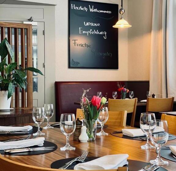 בית מלון כפרי Rössli